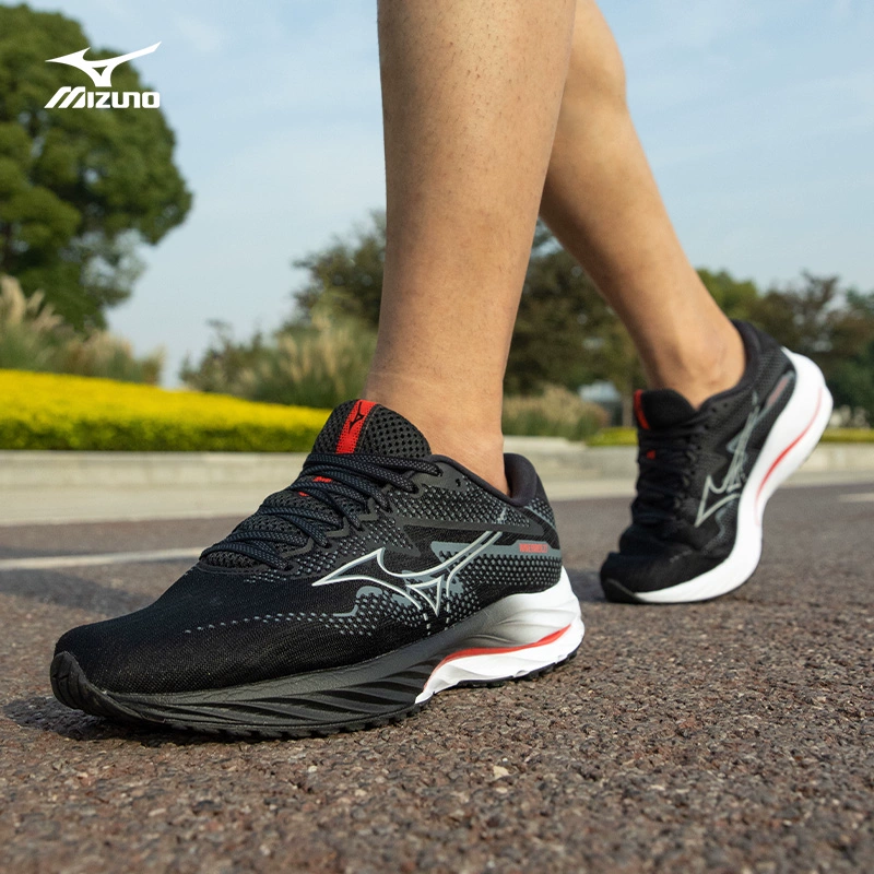 以其时尚舒适的运动鞋而广受欢迎