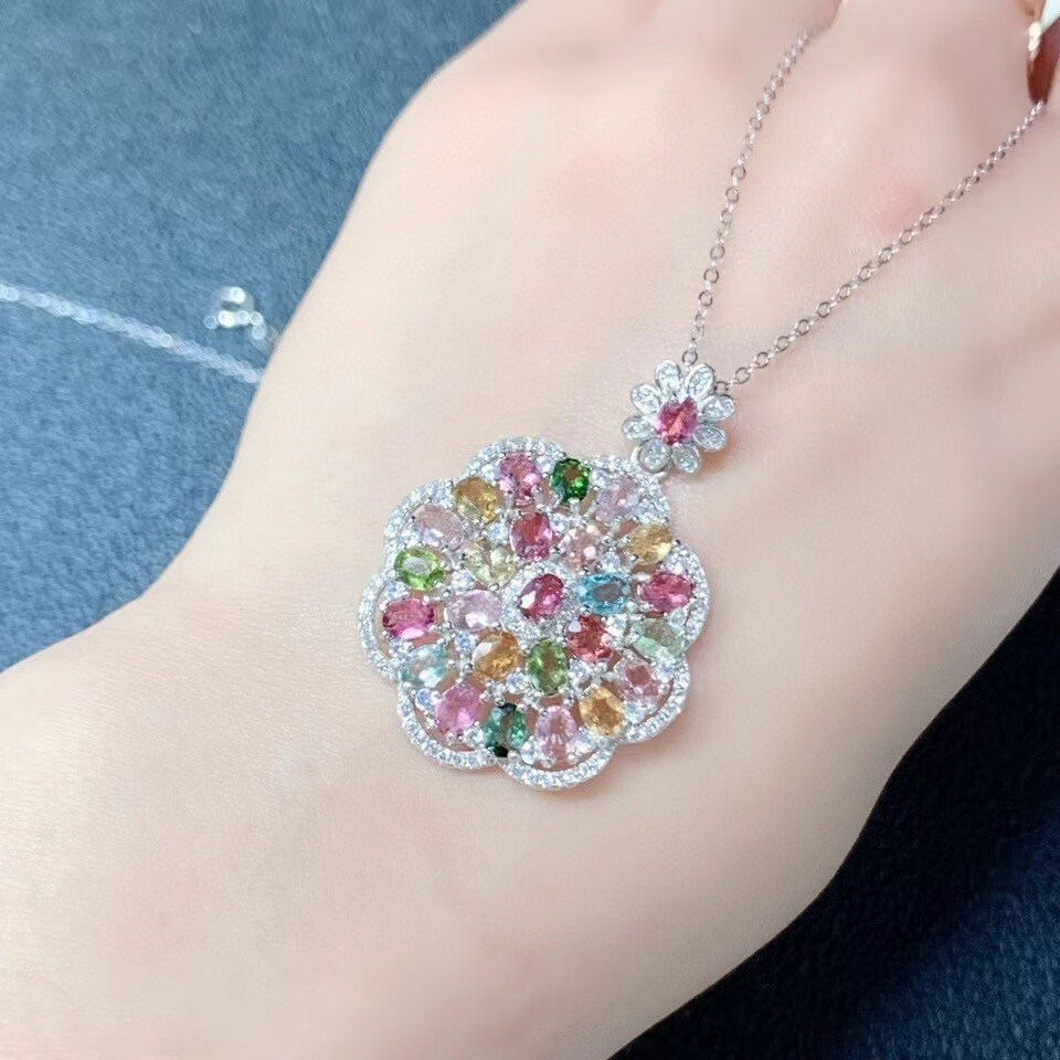 什么牌子的碧玺比较好(哪个品牌的碧玺手串好一点)